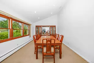 195 N Albany Ave, Massapequa, NY 11758 - Photo 26