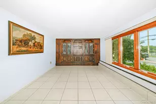 195 N Albany Ave, Massapequa, NY 11758 - Photo 14