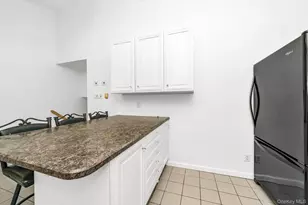 195 N Albany Ave, Massapequa, NY 11758 - Photo 24