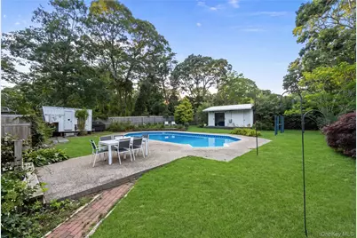 36 Argonne Road W, Hampton Bays, NY 11946 - Photo 16