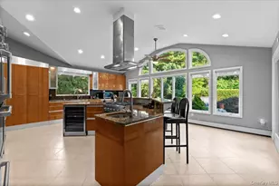 76 Wildwood Dr, Dix Hills, NY 11746 - Photo 6