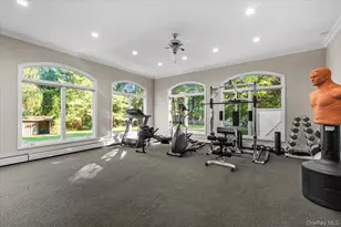 76 Wildwood Dr, Dix Hills, NY 11746 - Photo 24