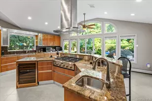 76 Wildwood Dr, Dix Hills, NY 11746 - Photo 16