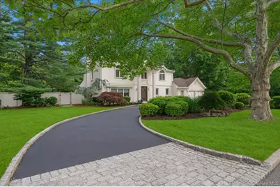 76 Wildwood Drive, Dix Hills, NY 11746 - Photo 50