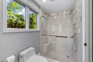76 Wildwood Dr, Dix Hills, NY 11746 - Photo 30