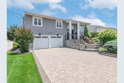 2923 Len Drive, Bellmore, NY 11710 - Photo 2