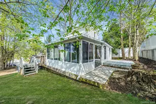 93 Maple Rd, Kings Park, NY 11754 - Photo 8