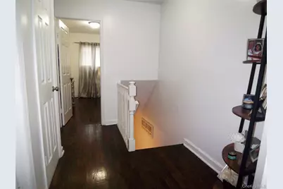 4382 Byron Avenue, Bronx, NY 10466 - Photo 22
