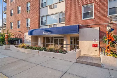 750 Shore Road #2D, Long Beach, NY 11561 - Photo 2