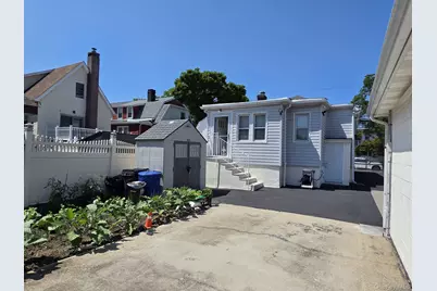 196 Hosmer Avenue, Bronx, NY 10465 - Photo 10