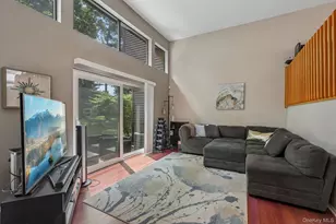 42 Tulip Ct, Nanuet, NY 10954 - Photo 8