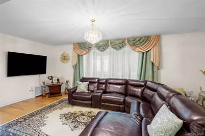 3153 Lee Place, Bellmore, NY 11710 - Photo 16