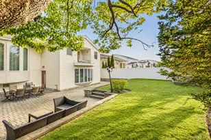 3153 Lee Pl, Bellmore, NY 11710 - Photo 44