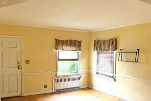 534 Sperry Blvd, New Hyde Park, NY 11040 - Photo 4