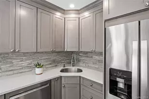 106 Strathmore Ct Dr, Coram, NY 11727 - Photo 10