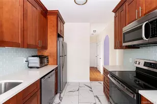 31-14 48th St, Astoria, NY 11103 - Photo 6