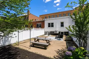 31-14 48th St, Astoria, NY 11103 - Photo 2