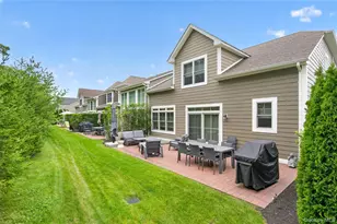 67101 Red Cedar Rd, Plainview, NY 11803 - Photo 30