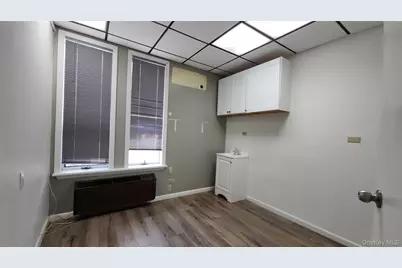 5968 Grand Avenue, Maspeth, NY 11378 - Photo 6