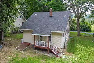 36 Evergreen Ave, Poughkeepsie, NY 12601 - Photo 32