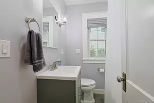 36 Evergreen Ave, Poughkeepsie, NY 12601 - Photo 12
