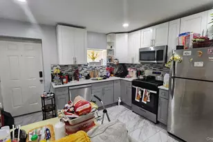 801 Logan St, Brooklyn, NY 11208 - Photo 4