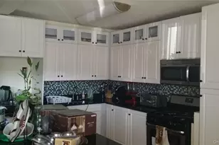 1063 New Jersey Ave, Brooklyn, NY 11207 - Photo 2