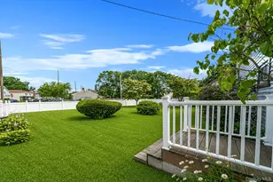 117 N Clinton Ave, Bay Shore, NY 11706 - Photo 6