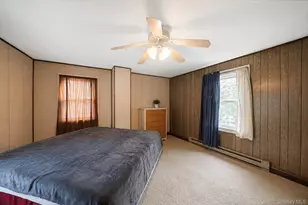 117 N Clinton Ave, Bay Shore, NY 11706 - Photo 16