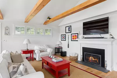 33 Bay Avenue, Sag Harbor, NY 11963 - Photo 2