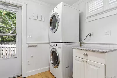 33 Bay Avenue, Sag Harbor, NY 11963 - Photo 14