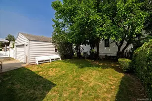 187 Raff Ave, Floral Park, NY 11001 - Photo 20