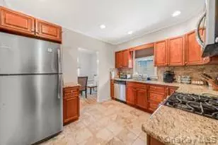248 Kensington Rd S, Garden City, NY 11530 - Photo 6