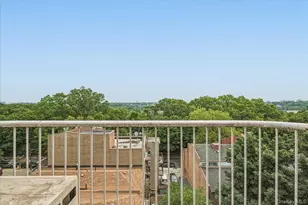 76-01 113th St, Forest Hills, NY 11375 - Photo 18