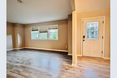 10 Summercress Lane, Coram, NY 11727 - Photo 2