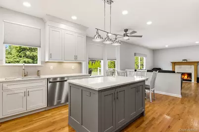 6 Poplar Lane, Commack, NY 11725 - Photo 6