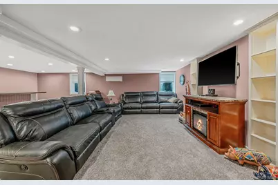 77 Shore Road, Mount Sinai, NY 11766 - Photo 28