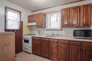 90-27 218th Pl, Queens Village, NY 11428 - Photo 2
