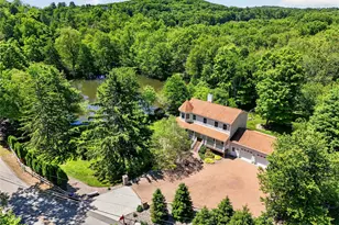433 Barrett Hill Rd, Mahopac, NY 10541 - Photo 1