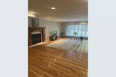 30 Michael Road, Syosset, NY 11791 - Photo 6
