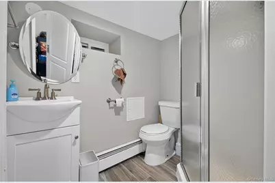 41 Catherine Avenue, Franklin Square, NY 11010 - Photo 12