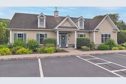 421 Vassar Place, Fishkill, NY 12524 - Photo 44