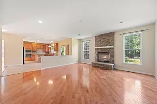 421 Vassar Pl, Fishkill, NY 12524 - Photo 12