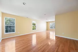 421 Vassar Pl, Fishkill, NY 12524 - Photo 18
