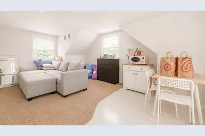 262 N Cedar Street, Massapequa, NY 11758 - Photo 24