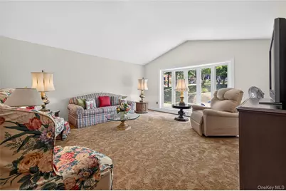 171 Hudson Terrace, Yonkers, NY 10701 - Photo 6