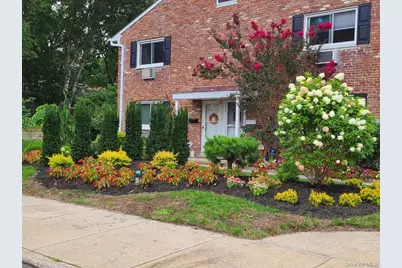 40-218 W 4th Street #218, Patchogue, NY 11772 - Photo 2