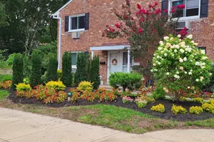40-218 W 4th St, Patchogue, NY 11772 - Photo 2