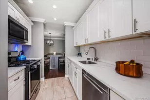 98 Lisa Dr, Northport, NY 11768 - Photo 10
