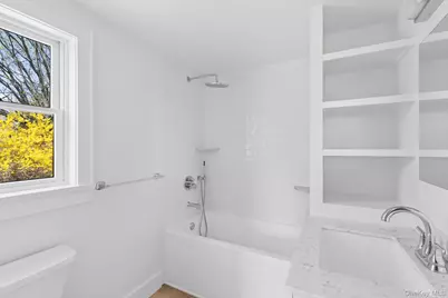 5075 Main Road, Laurel, NY 11948 - Photo 12